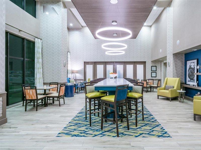 Hampton Inn & Suites Glenarden/Washington Dc Largo Eksteriør billede