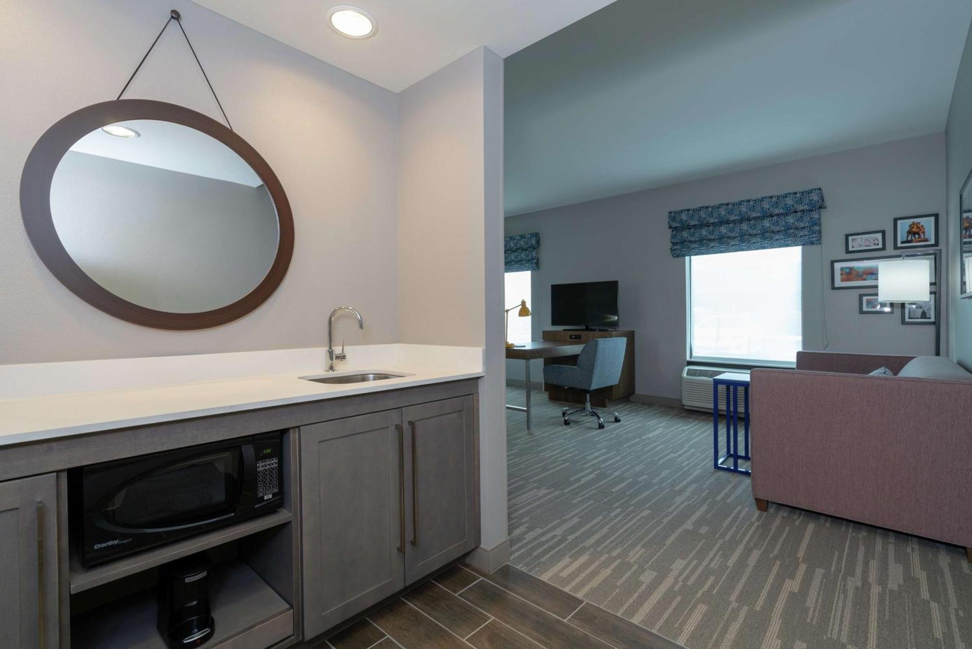 Hampton Inn & Suites Glenarden/Washington Dc Largo Eksteriør billede
